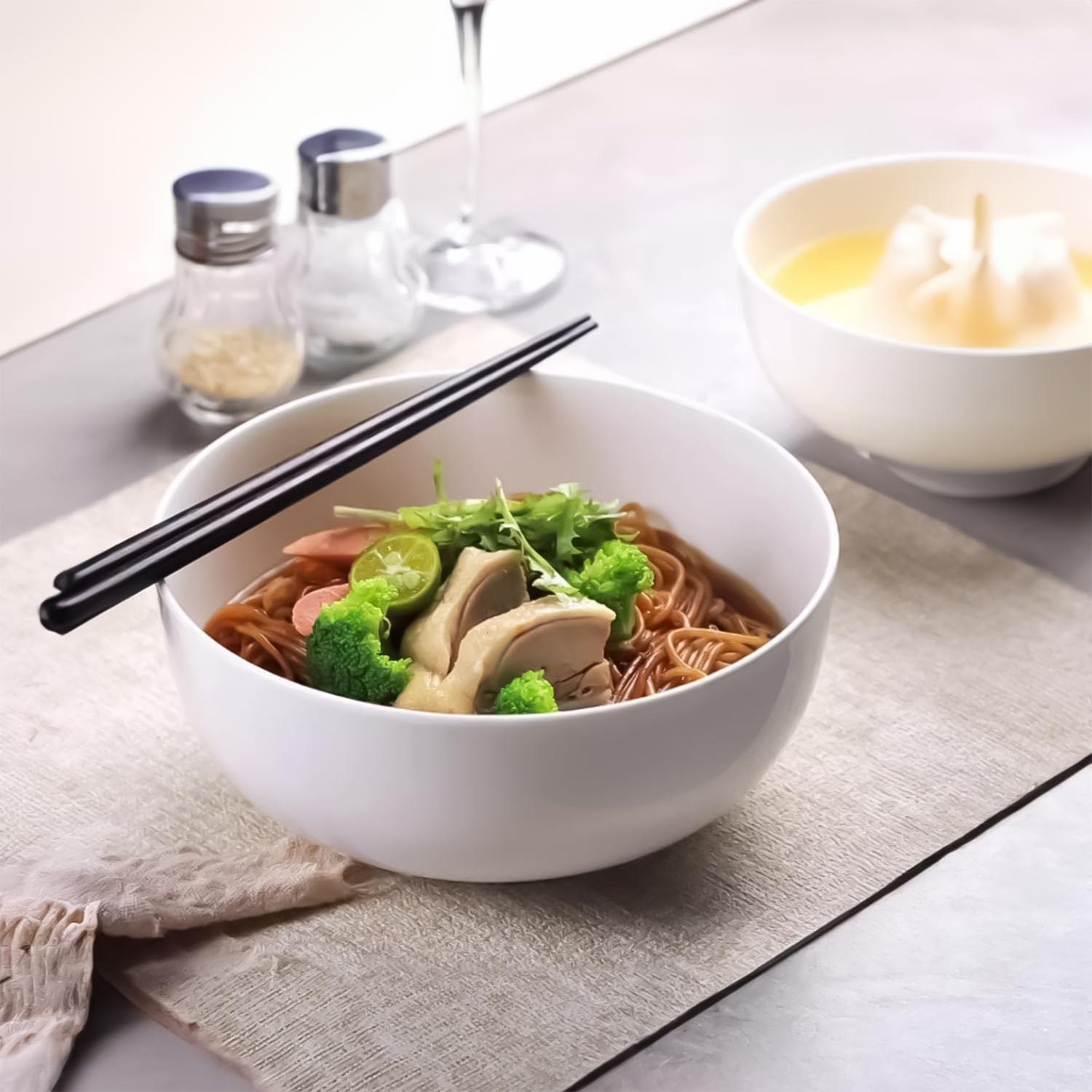 Amazon.com: Zscera 40 oz Off White Ceramic Soup Bowls, Ramen Bowls